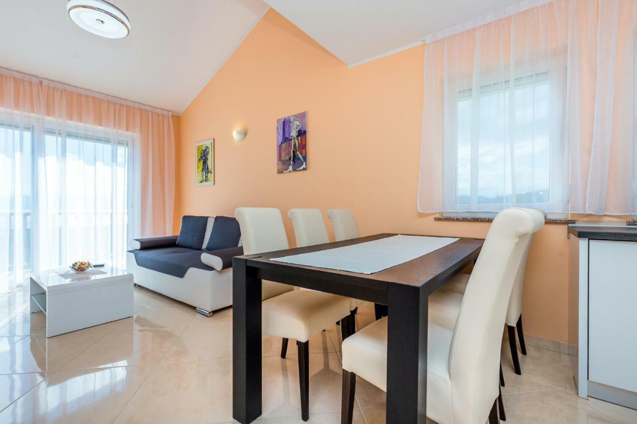 Luxury Apartments Kostrena With Pool Exterior foto